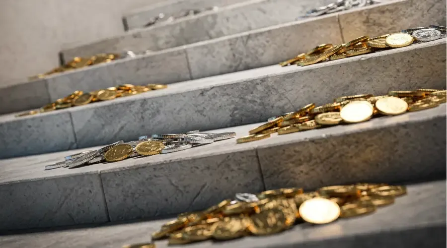 Growth vs Value Stocks for Teens: Which Investing Style Fits You Best?